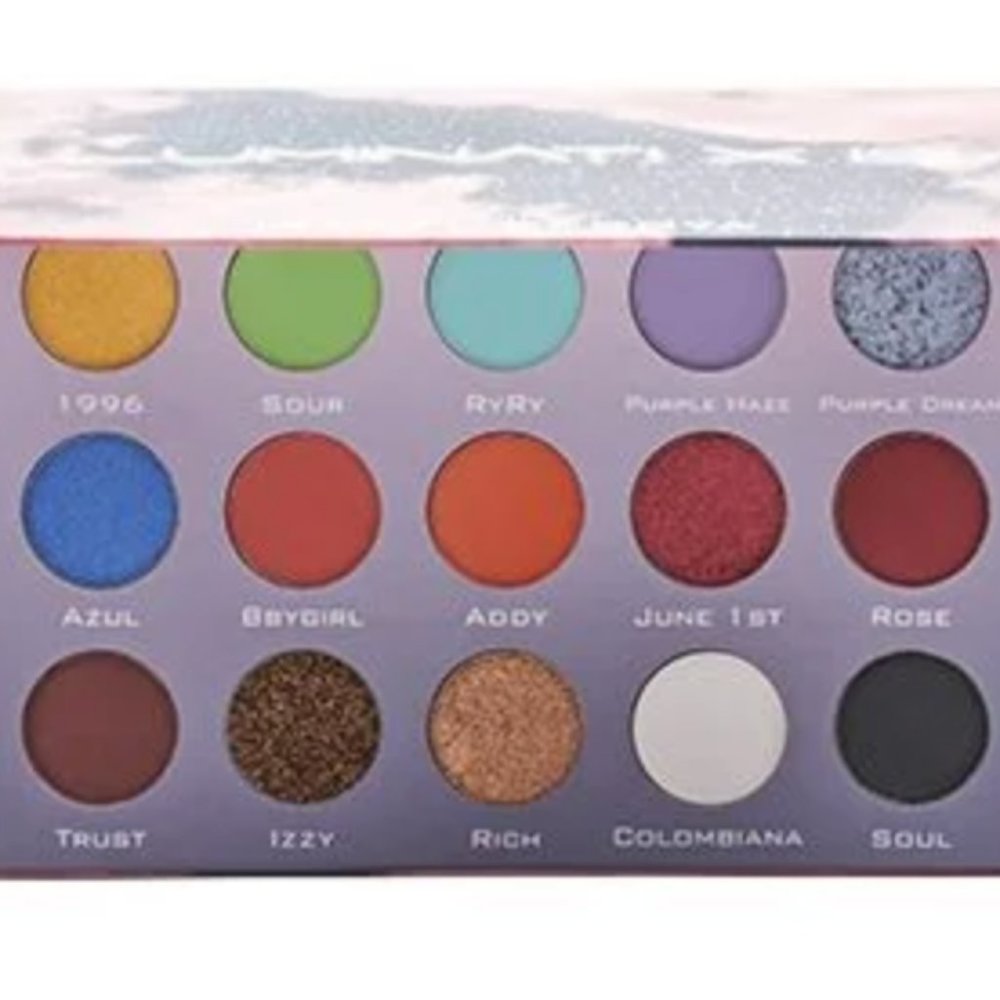 ILLUMINATI COSMETICS - ILLUMINATI X ISA Eyeshadow